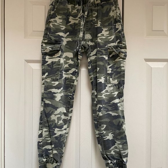 Almost Famous Pants Cargo - Picture 4 of 10